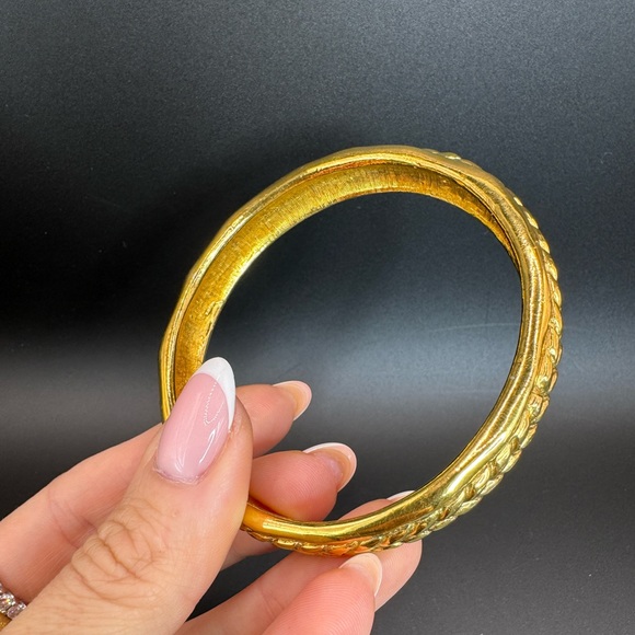 Fabulous 24K gold plated Chanel vintage bangles set - Picture 6 of 14